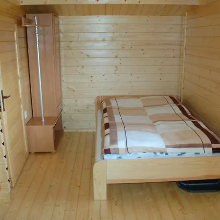 Domkiwjastrzebiej 롯지