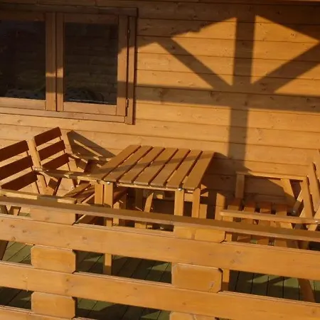 Domkiwjastrzebiej Lodge
